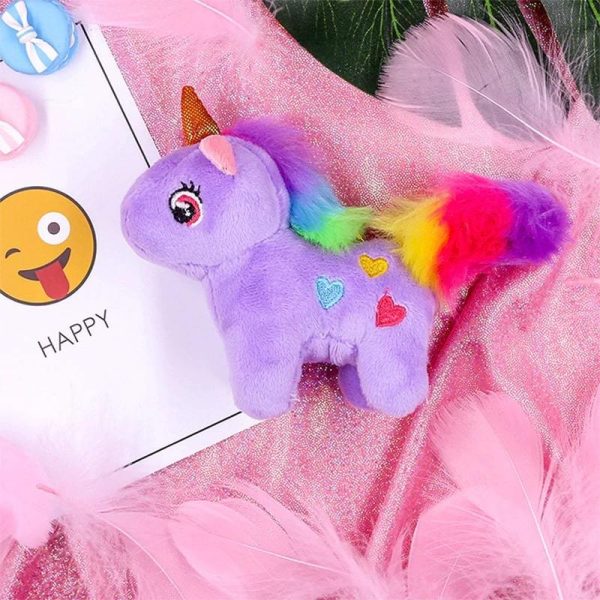 peluche licorne violet avec pendentif