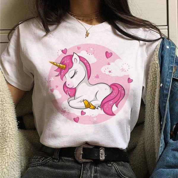 t shirt licorne amoureuse avec motif