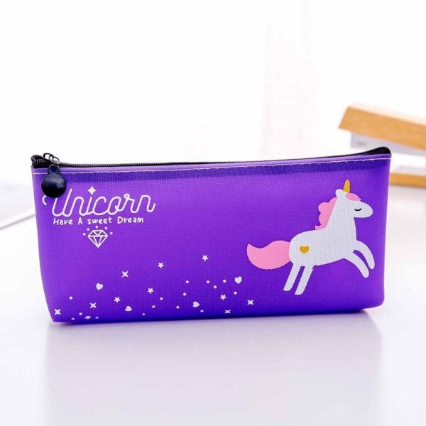 trousse licorne plastique violette