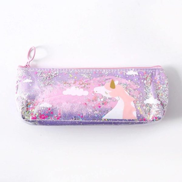 trousse licorne sur le ciel