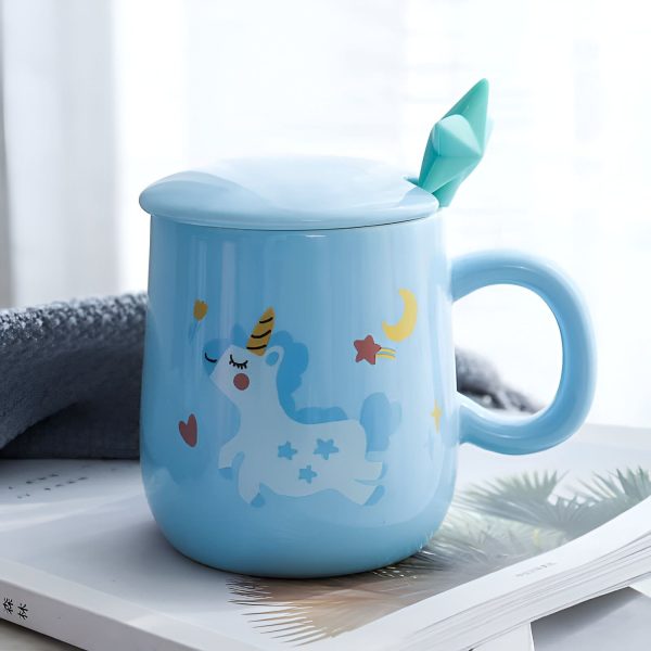 tasse à licorne bleue avec couvercle et cuillère